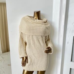 Brand New Umgee Cream Off-Shoulder Sweater